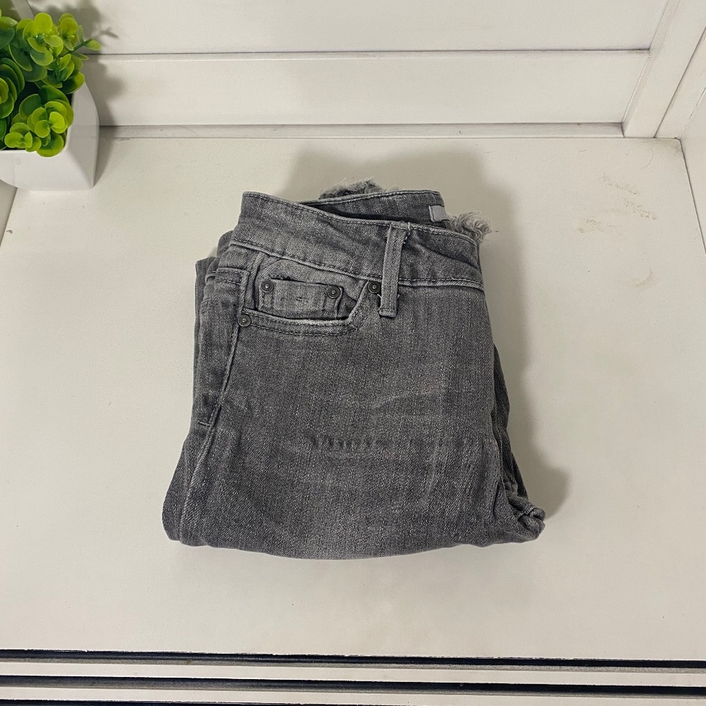 Grey skinny jeans